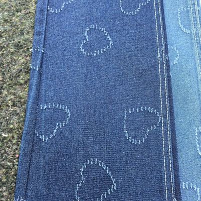 Non étiré Poids lourd en forme de cœur, motif en bleu, tissu en denim, 10,6 oz.